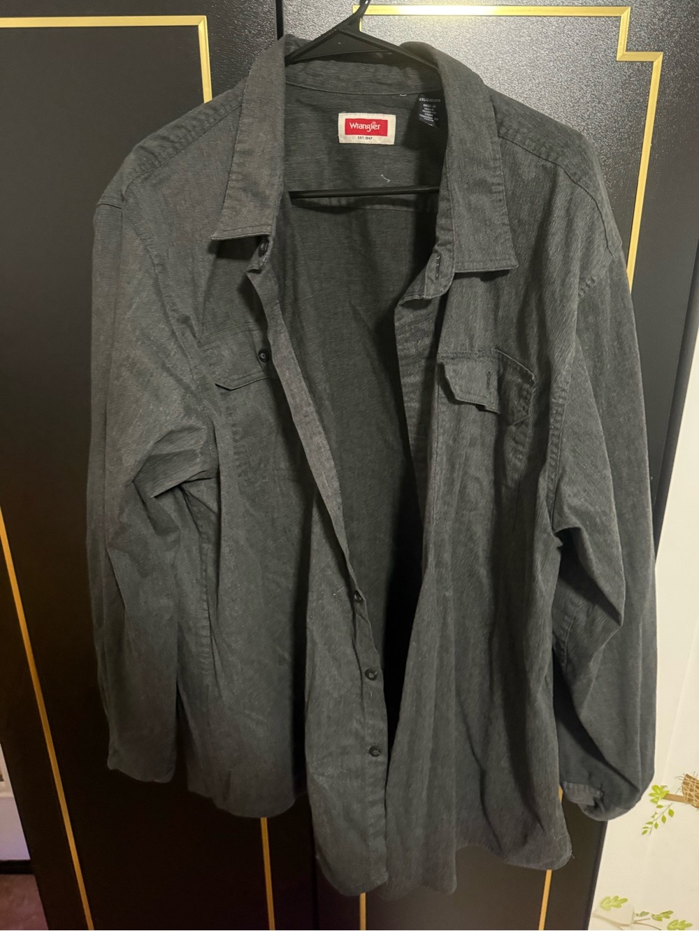 Wrangler Charcoal Gray Long Sleeve work shirt